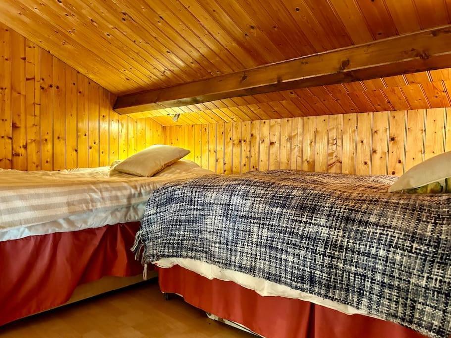 Maison Paisible Avec Lac Prive Secondigny Buitenkant foto